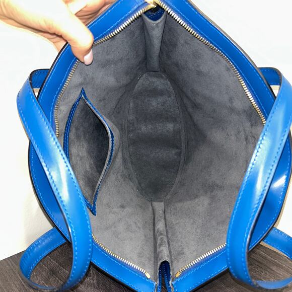 #210 LOUIS VUITTON Epi Saint Jacques PM - Picture 8 of 8